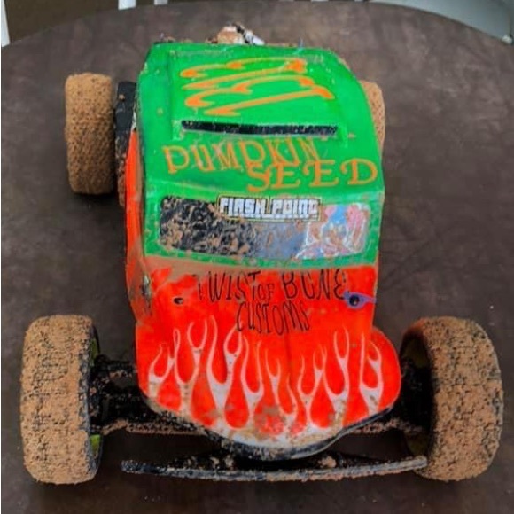 Twist of Bone Customs-FlashpointRacing R/C racing &Rock crawling + vintage toys - Picture 11 of 15